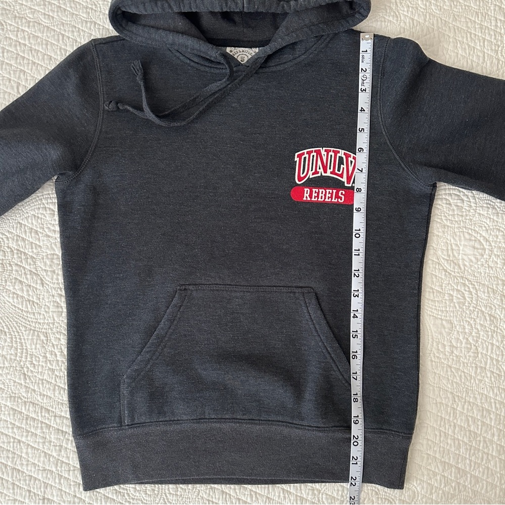 Jones & Mitchell Unlv Rebels Hoodie Sweatshirt S View 6